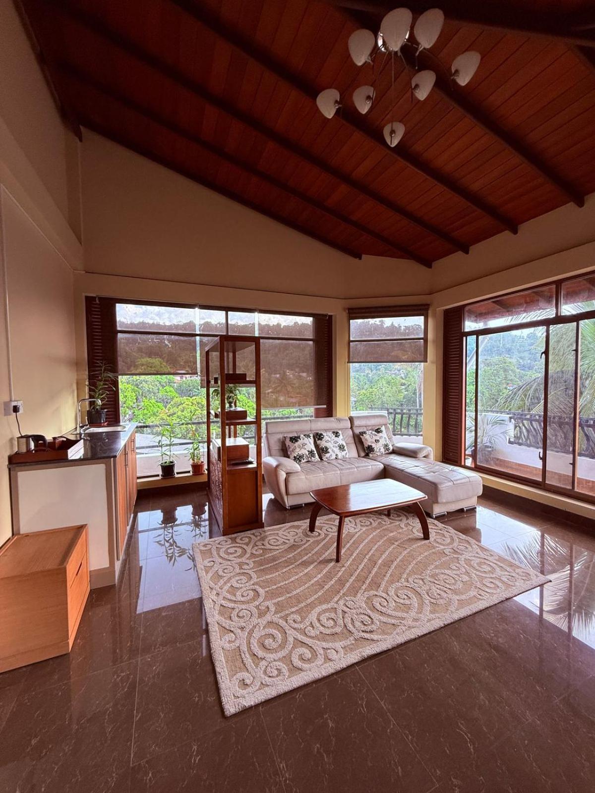 Resident View Homestay Kandy Bagian luar foto