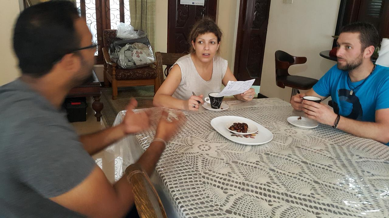 Resident View Homestay Kandy Bagian luar foto
