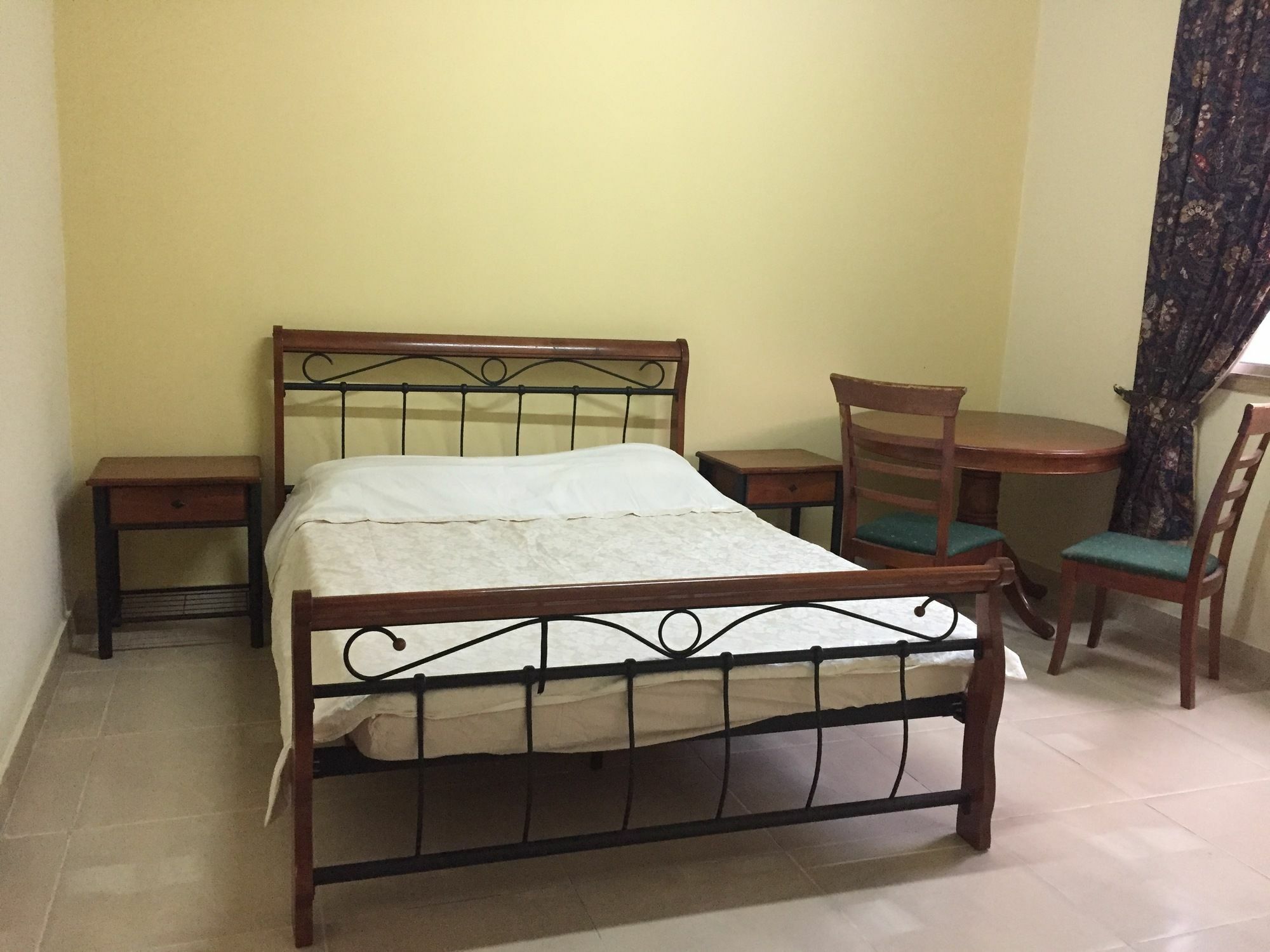 Resident View Homestay Kandy Bagian luar foto